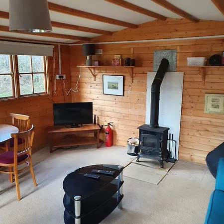 The Cabin - A Very Quiet Location Pewsey Exterior photo